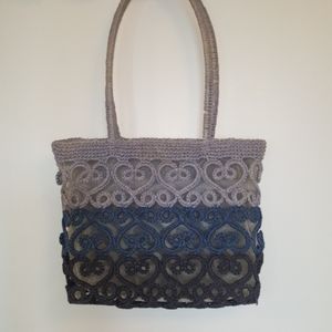 Shades of blue lightweight medium sized tote bag
